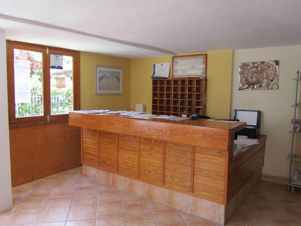 Apartamentos Diana Port de Alcudia  Hotel